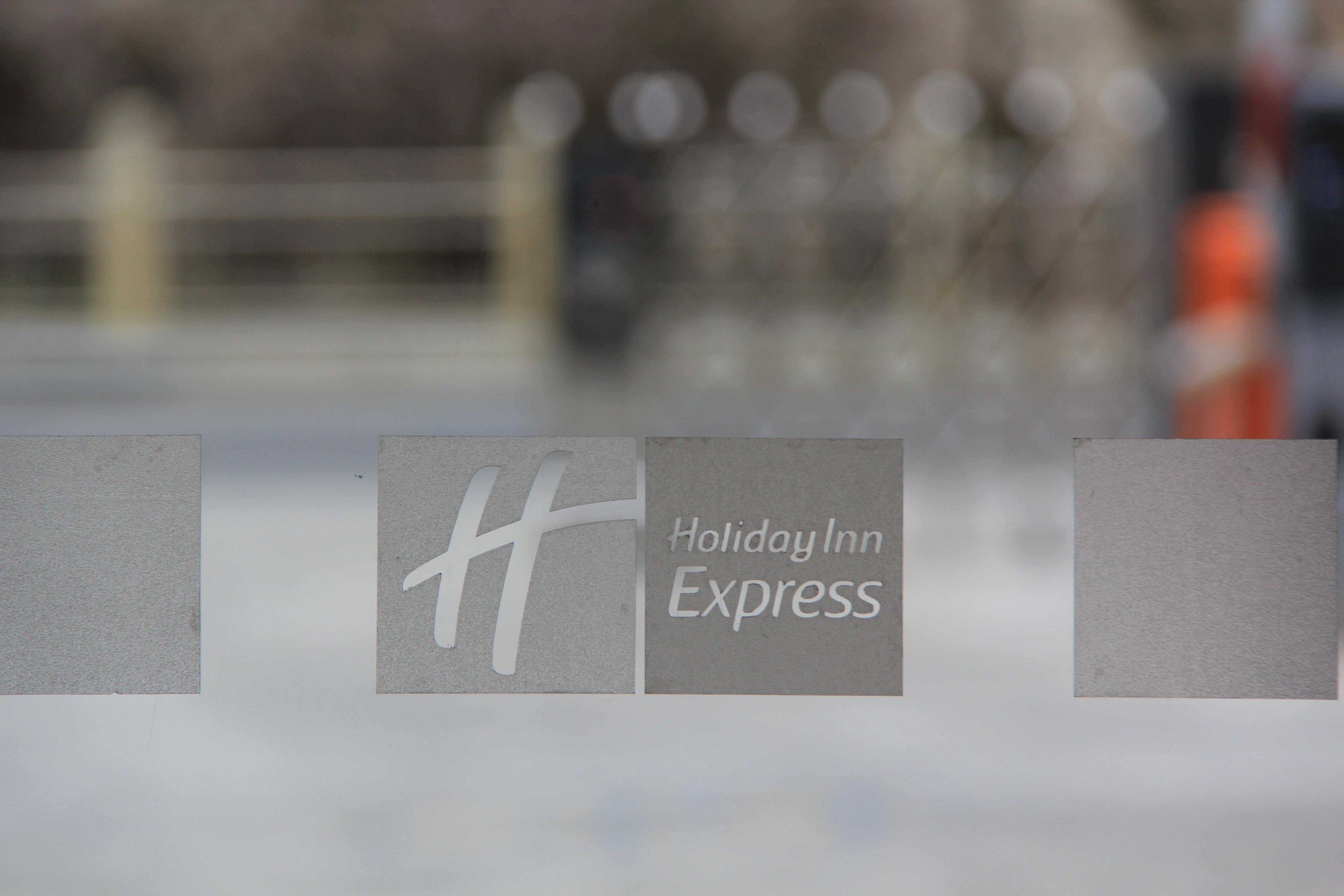 Holiday Inn Express Daocheng Yading, An Ihg Hotel Exterior photo