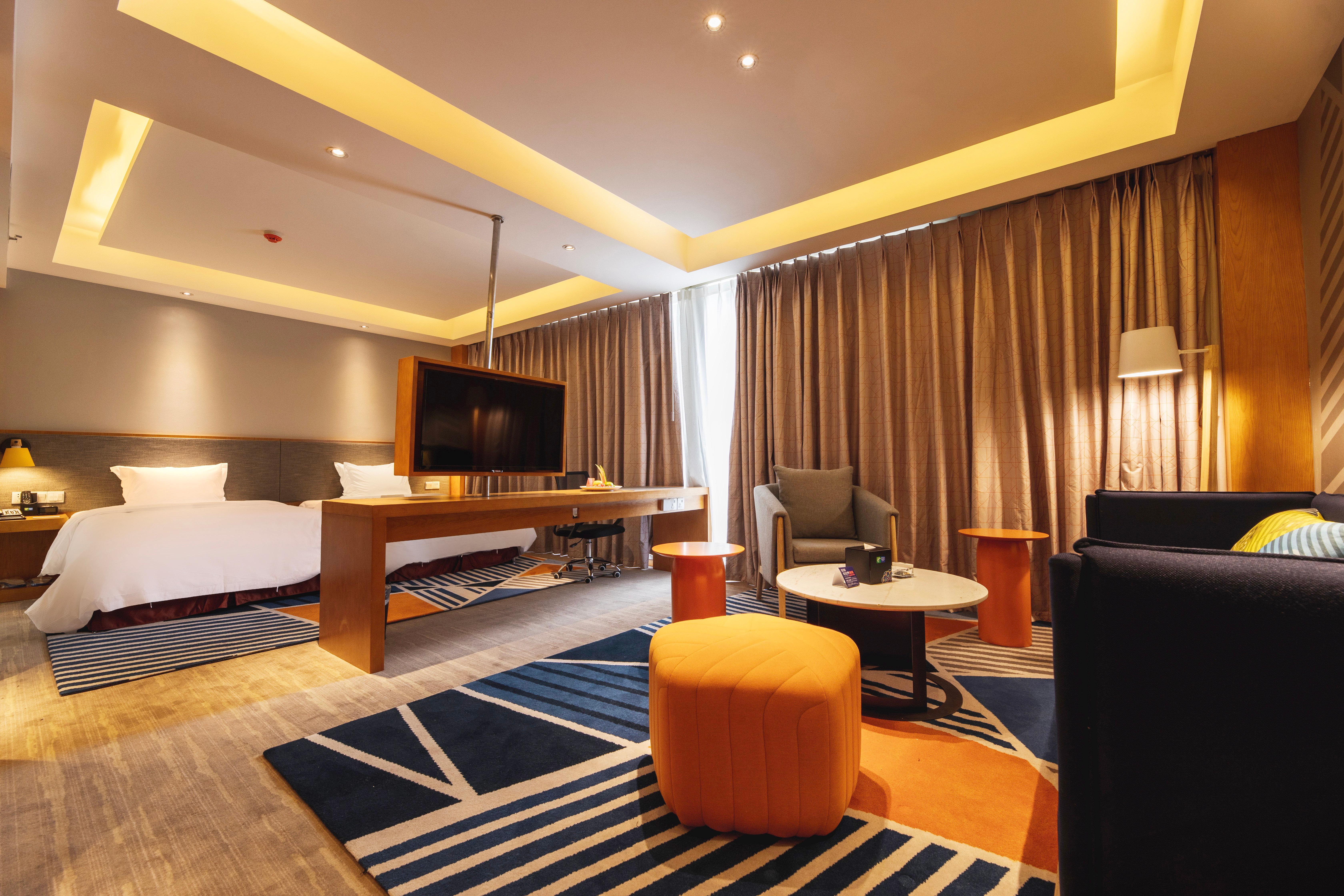 Holiday Inn Express Daocheng Yading, An Ihg Hotel Exterior photo