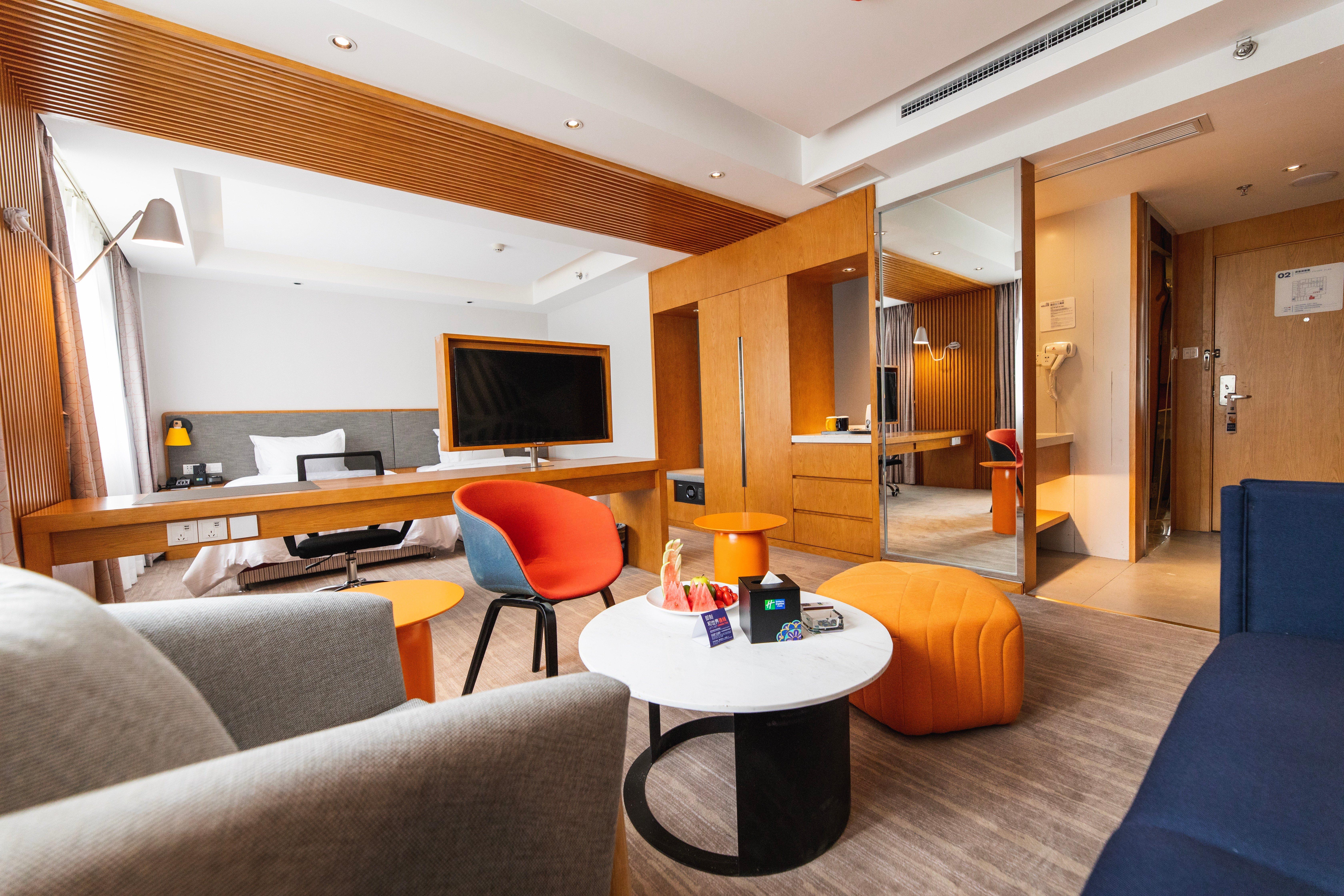 Holiday Inn Express Daocheng Yading, An Ihg Hotel Exterior photo