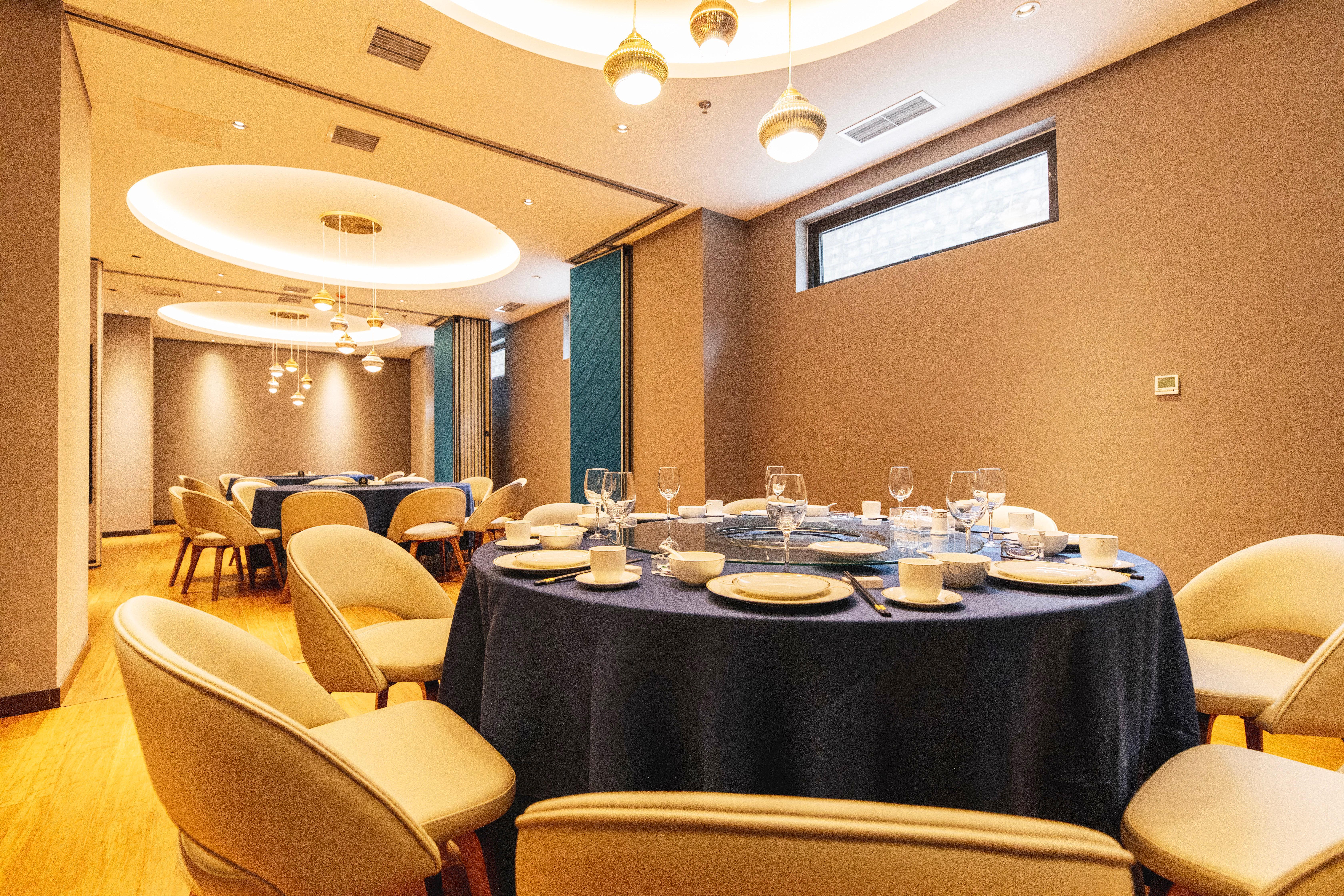 Holiday Inn Express Daocheng Yading, An Ihg Hotel Exterior photo